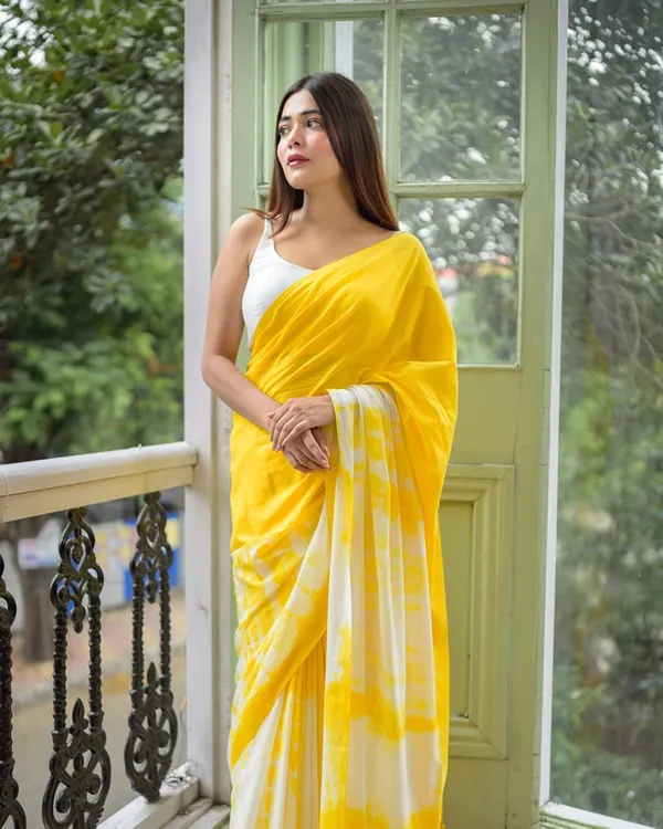 HALDI_GLOW_SAREE_PRINTED_SAREE_WITH_UNSTICHED_BLOUSE