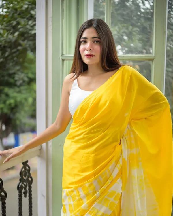 HALDI_GLOW_SAREE_PRINTED_SAREE_WITH_UNSTICHED_BLOUSE