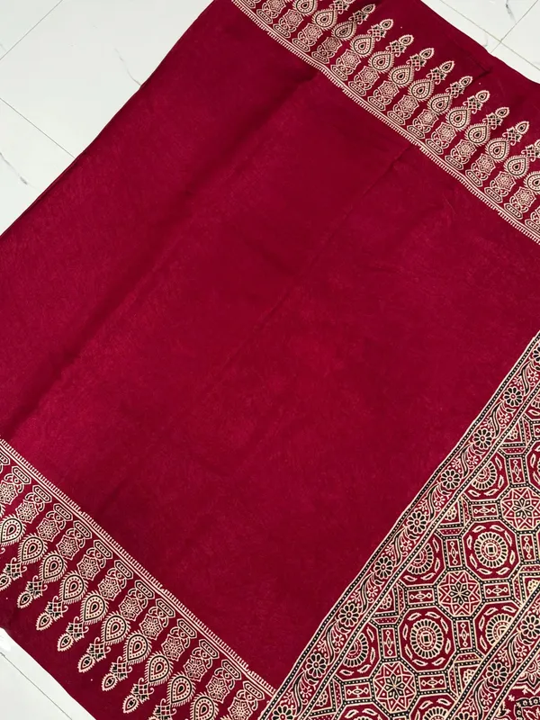 Red_Color_Semi_Gaji_Silk_Ajrakh_Saree_With_Beautiful_Pallu