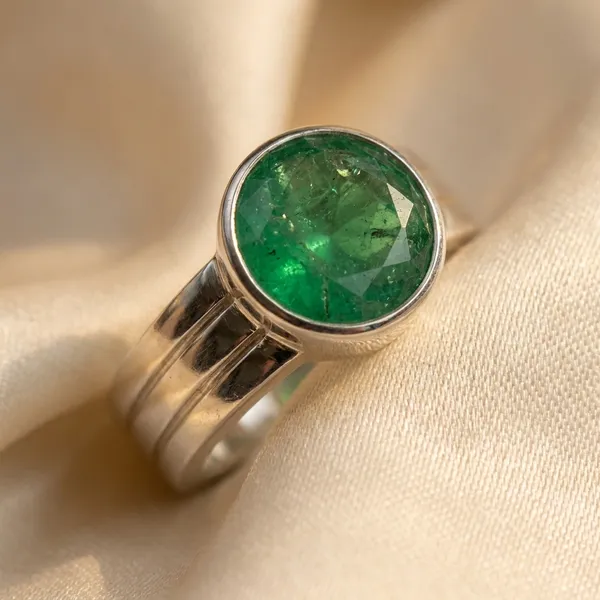 Green_Emerald__Real_Silver_Plated_And_Real_Stone_Premium_Ring_For_Unisex