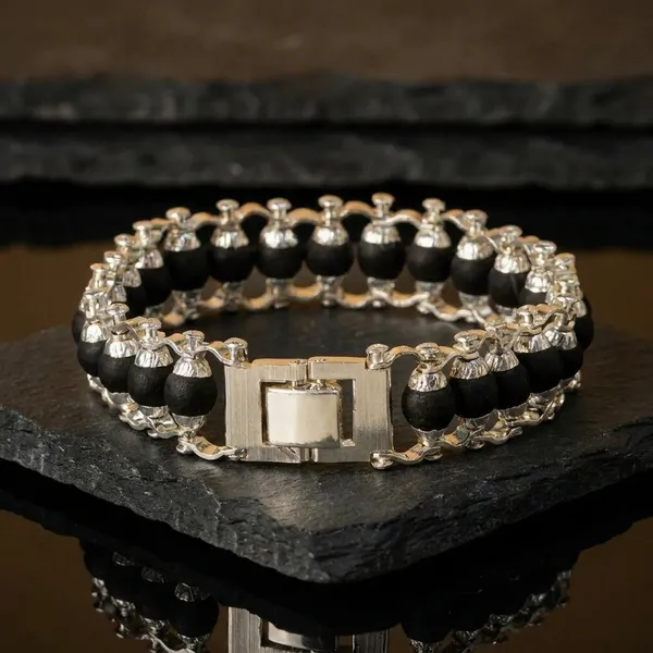 Original_Karungali_And_Pure_Silver_Plated_Brass_Premium_Bracelet_For_Unisex_pure_ebony_wood