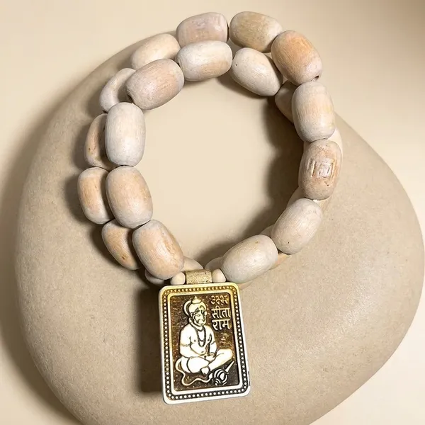 Beige_Original_Tulsi_Beads_Premium_Hanuman_Pendant_Mala_For_Unisex