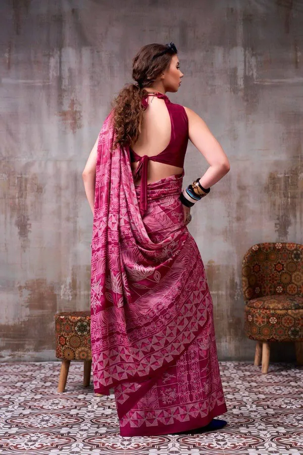 Magenta_Pink_Modal_Silk_Saree_With_Blouse_For_Women