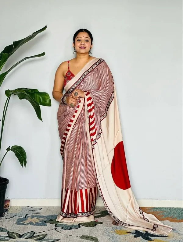 Multicolor_Modal_Silk_Saree_With_Blouse_For_Women