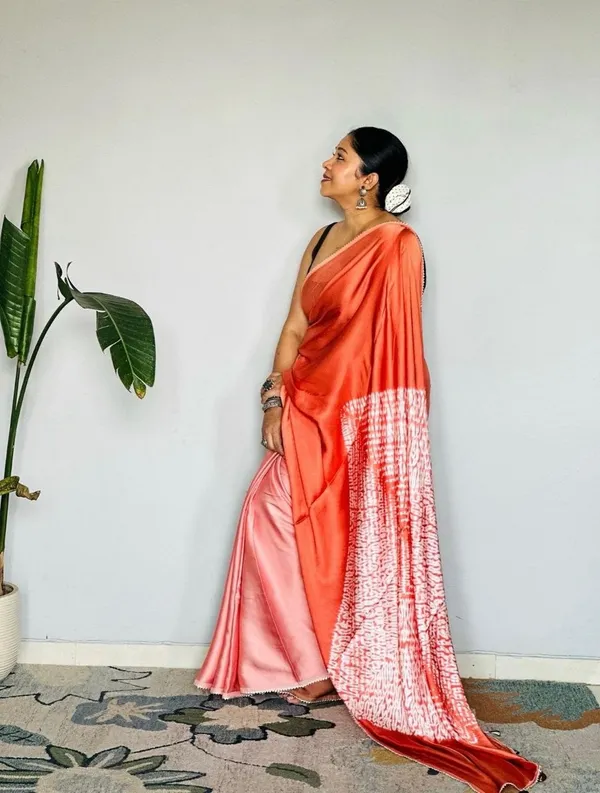 Orange_And_White_Modal_Silk_Saree_With_Blouse_For_Women