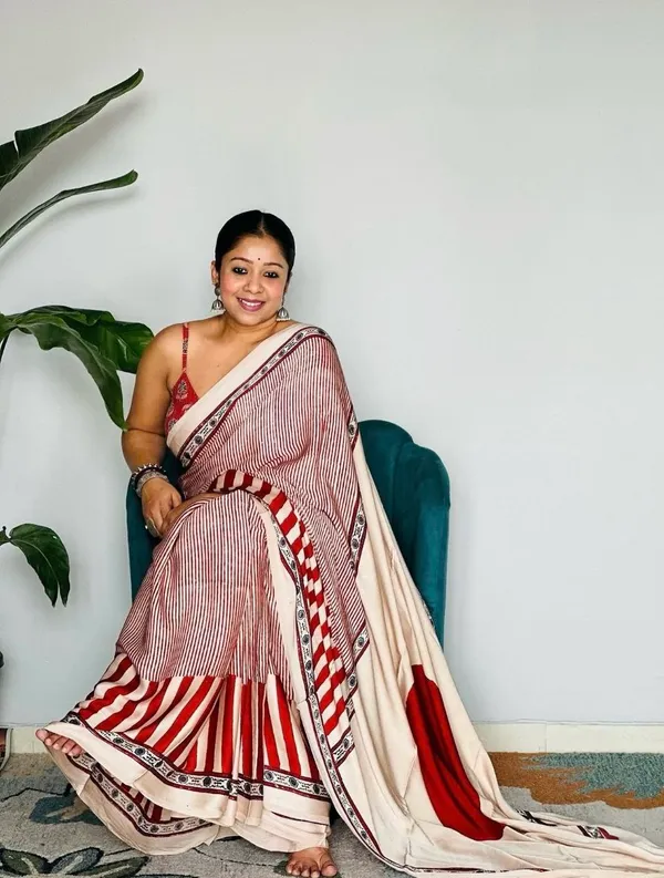 Multicolor_Modal_Silk_Saree_With_Blouse_For_Women
