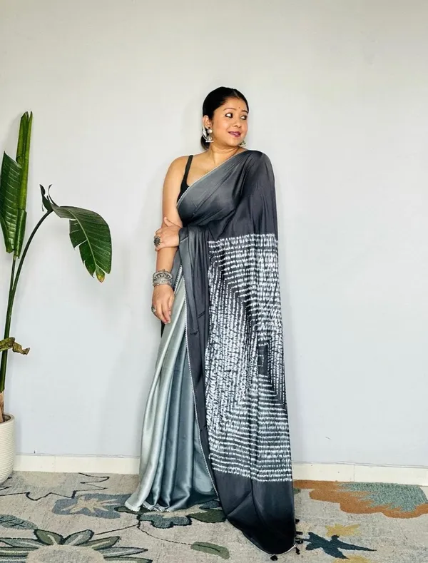 Grey_Modal_Silk_Saree_With_Blouse_For_Women