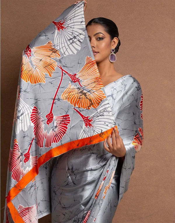 Multicolor_Modal_Silk_Saree_With_Blouse_For_Women