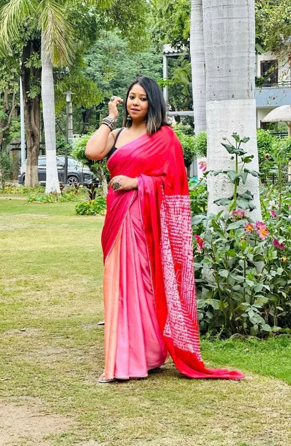 Red_And_Pink_Modal_Silk_Saree_With_Blouse_For_Women