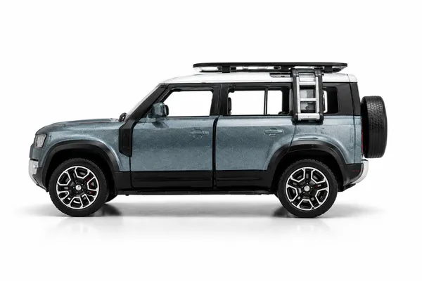 LAND_ROVER_DEFENDER_110_BLUE_1:24_DIE-CAST_CAR_MODEL_COLLECTIBLE