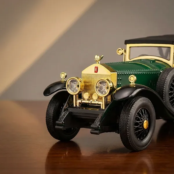Green_Die-Cast_Metal_Alloy,_Plastic_Parts,_Rubber_Tires_Collectible_Model_Car_For_Kids