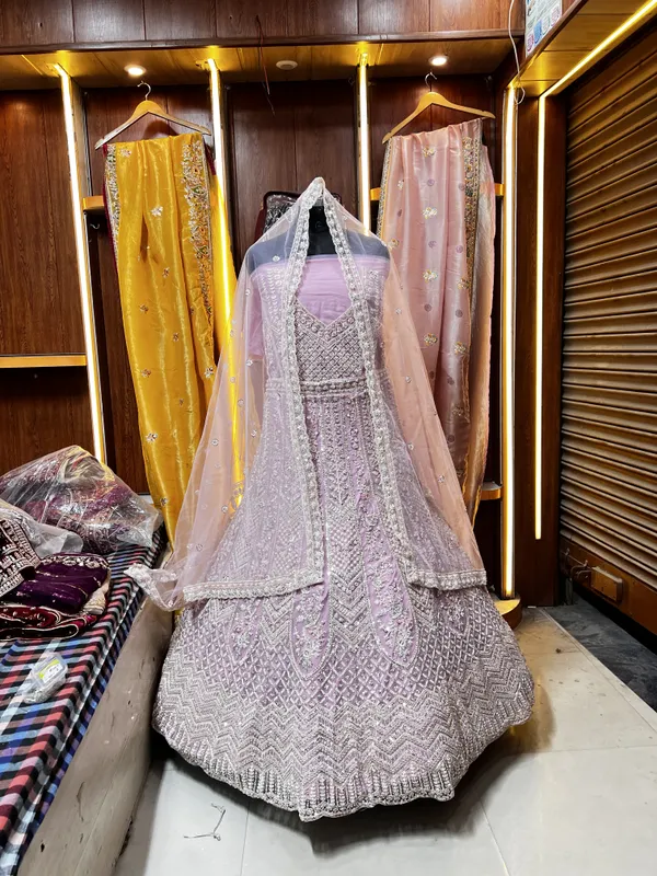 Lavender_Net_Lehenga_Choli_Set_With_Embellishments_And_Dupatta