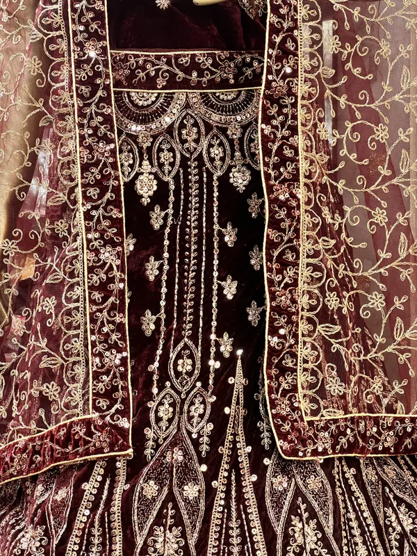 Maroon_Velvet_Bridal_Lehenga_Choli_Set_With_Heavy_Embellishments