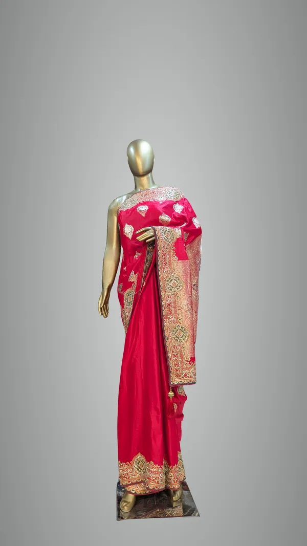 Red_Silk_Saree_With_Gold_Embroidery_Border
