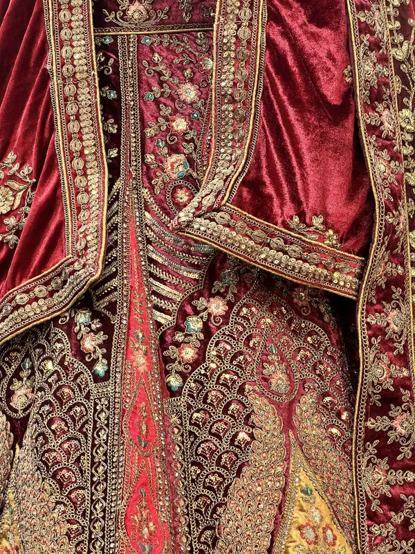 Maroon_Velvet_Bridal_Lehenga_Choli_Set_With_Heavy_Embroidery
