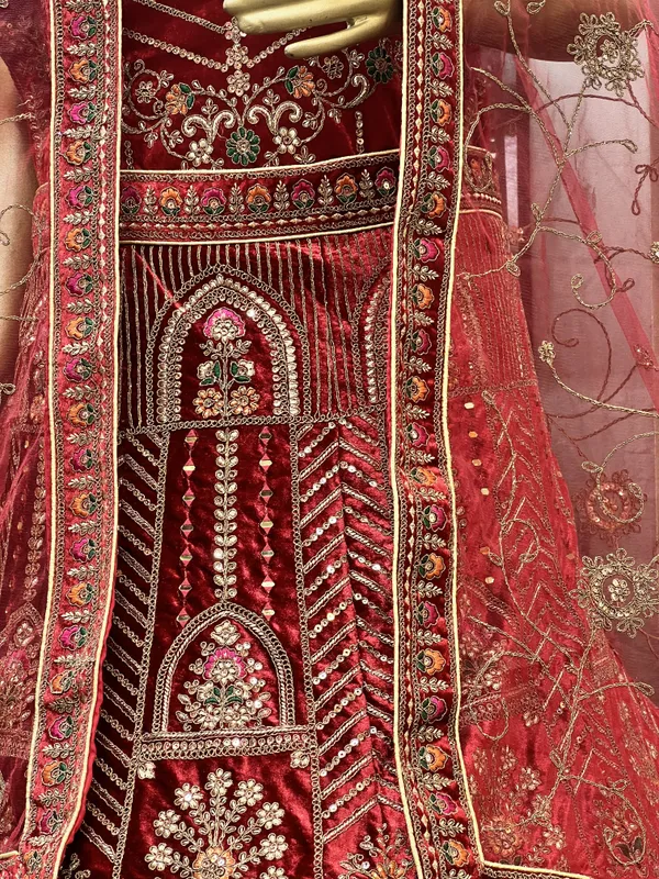 Red_&_Gold_Velvet_Bridal_Lehenga_Choli_Set_With_Embroidery