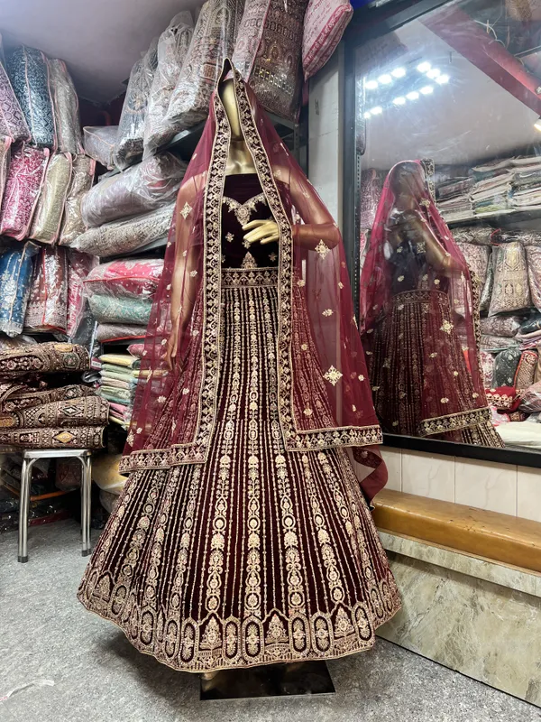 Maroon_Velvet_Bridal_Lehenga_Choli_Set_With_Heavy_Embroidery