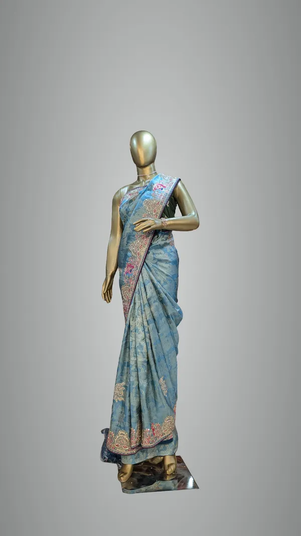 Sky_Blue_Kanjivaram_Silk_Saree_With_Golden_Border_And_Blouse_Piece