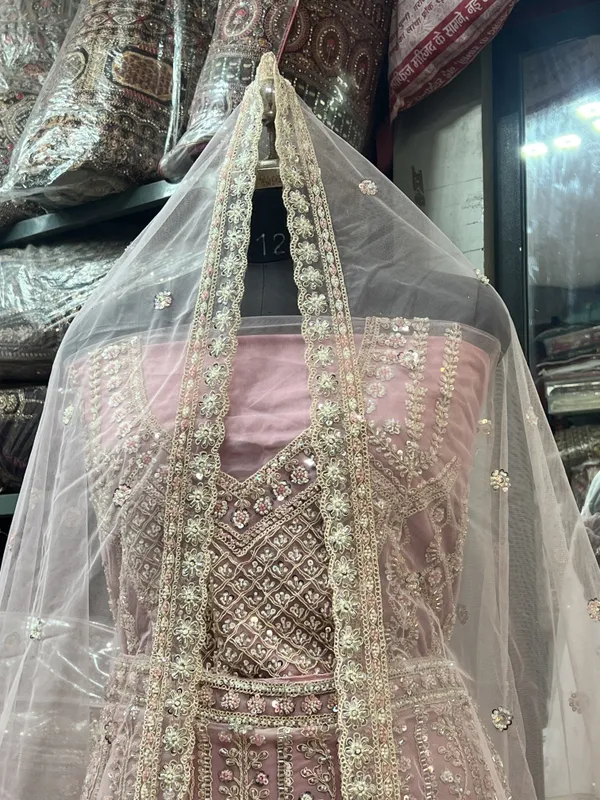 Dusty_Pink_&_Gold_Net_Bridal_Lehenga_Choli_Set_With_Embroidery