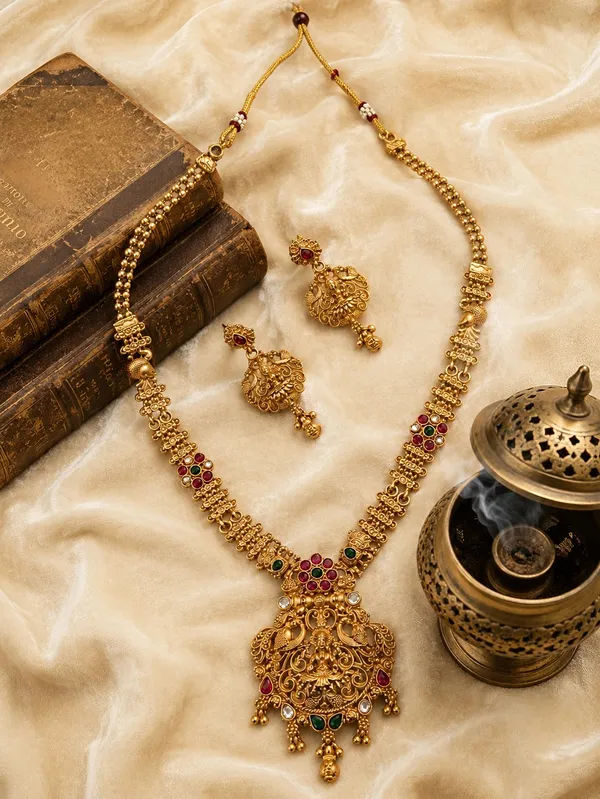 LJF_Traditional_South_Indian_Temple_Jewelry_Necklace_Set_for_Women_|_Antique_Gold_Plated_Lakshmi_Pendant_Necklace_with_Earrings