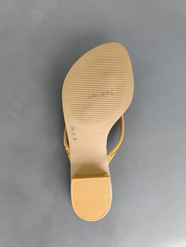 Golden_Embellished_Flip_Flop_Sandals_For_Women_Stylish_Comfortable_Casual_Wear