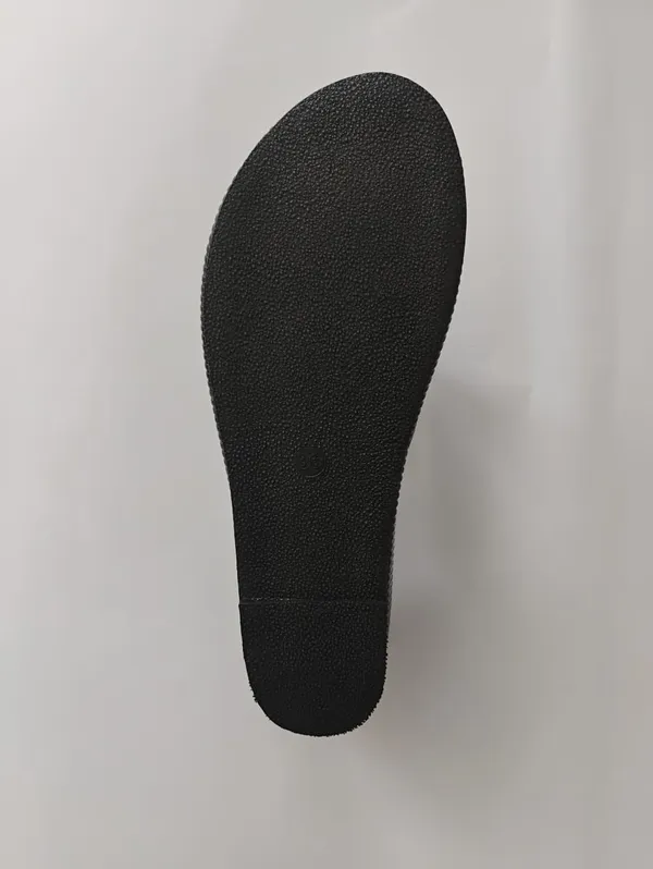 Womens_Black_Flip_Flops_Embellished_Strap_Comfortable_Stylish_Daily_Wear_Lightweight