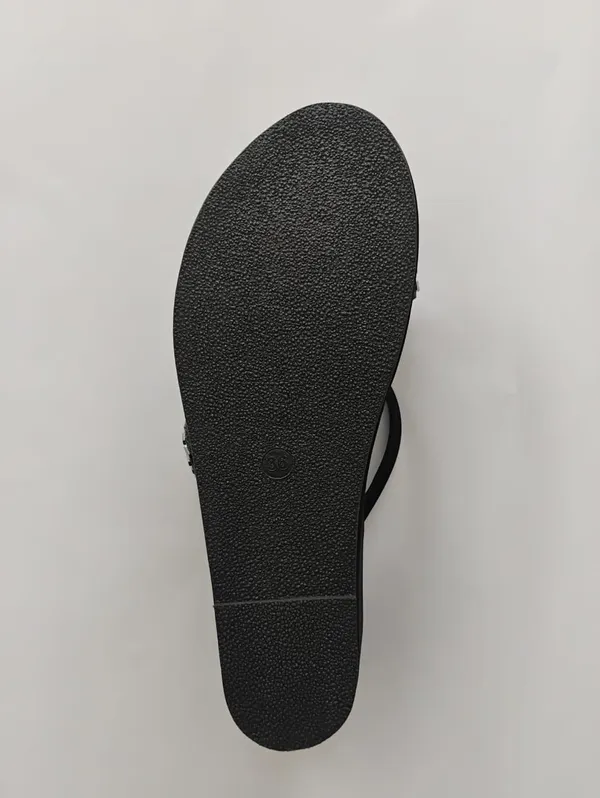 Womens_Black_Flip_Flops_Studded_Straps_Stylish_Comfortable_Daily_Wear_Durable