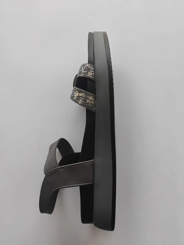 Womens_Black_Grey_Strappy_Sandals_Comfortable_Stylish_Daily_Wear_Textured_Footbed