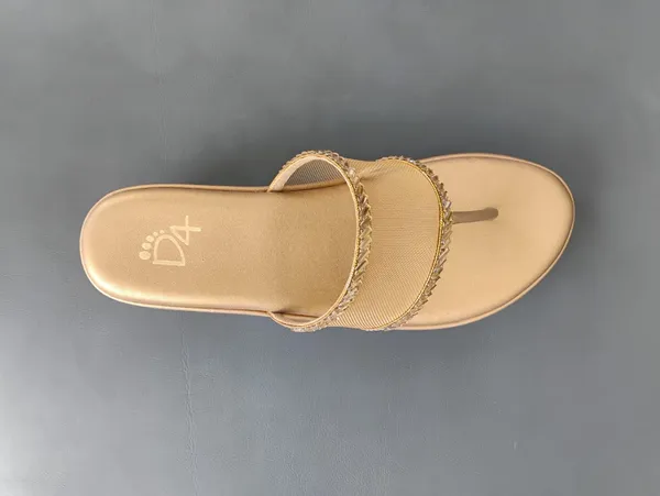 Beige_Mesh_Toe_Loop_Sandals_For_Women_Stylish_Comfortable_Casual_Lightweight
