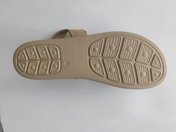 Womens_Beige_Platform_Sandals_Stylish_Comfortable_Casual_Daily_Wear_Lightweight