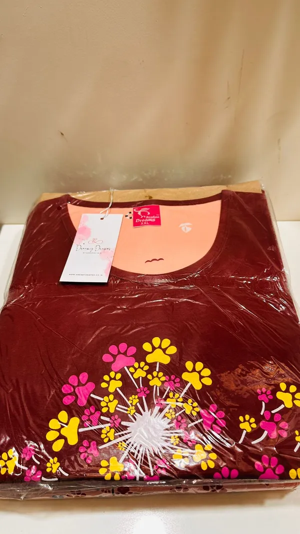 Maroon_Hosiery_Floral_Short_Nighty_For_Women