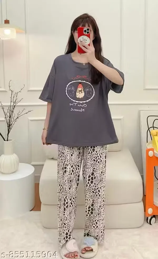 Grey_Cotton_Blend_Oversized_Graphic_Print_T_Shirt_Pajama_Set_For_Women