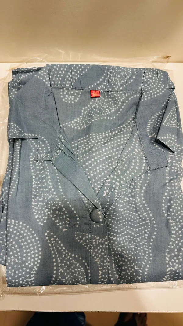 Grey_Crepe_Dotted_Pattern_Co_Ord_Set_For_Women