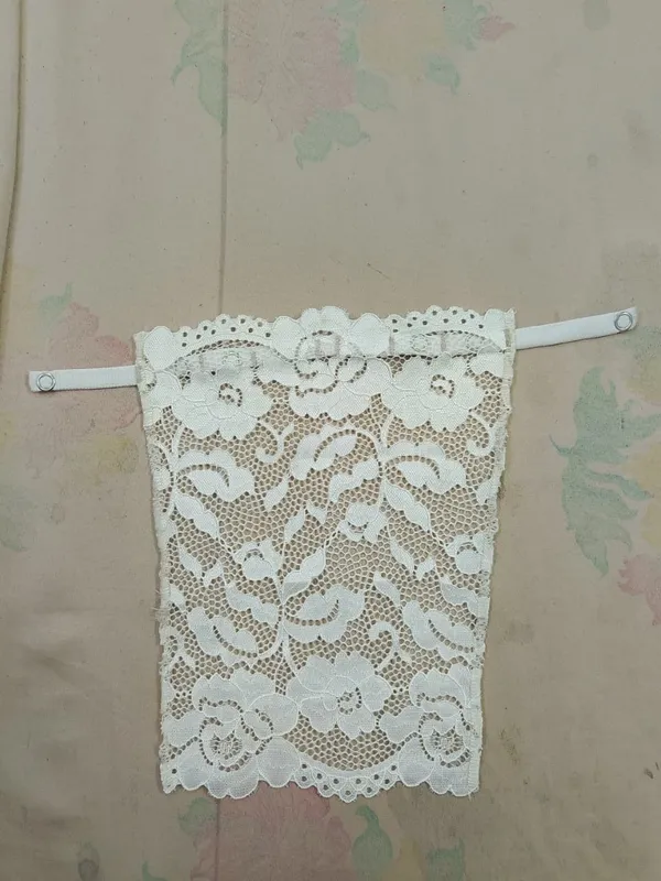 White_Lace_Bandeau_Bra_for_Women