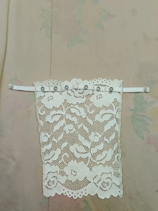 White_Lace_Bandeau_Bra_for_Women