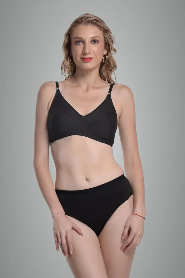 Women's_Cotton_Bra_And_Panty_Set