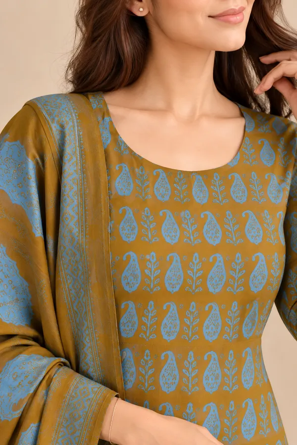 Riwaayat_mehendi_brown