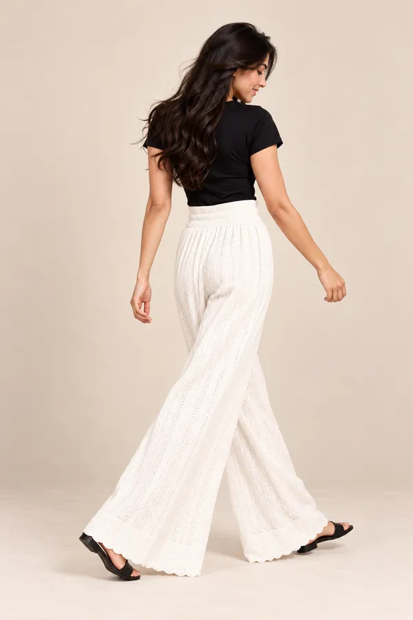 White_khajoori_kniting_Lycra__Pleated_Trouser_For_Women
