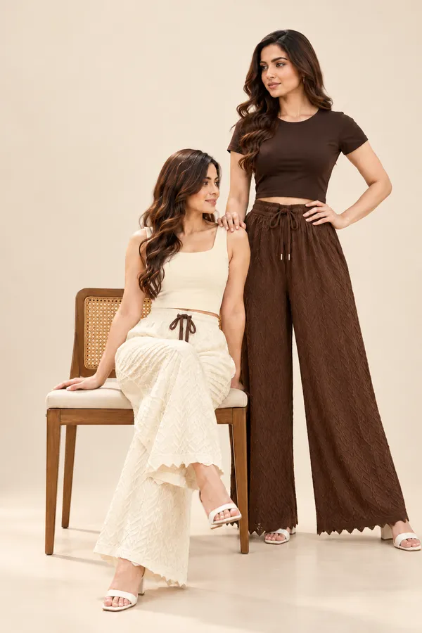 Brown_&_offWhite_Khajoori_kiniting_lycra_Sarina_Pleated_Trouser_For_Women_(Pack_Of_2)