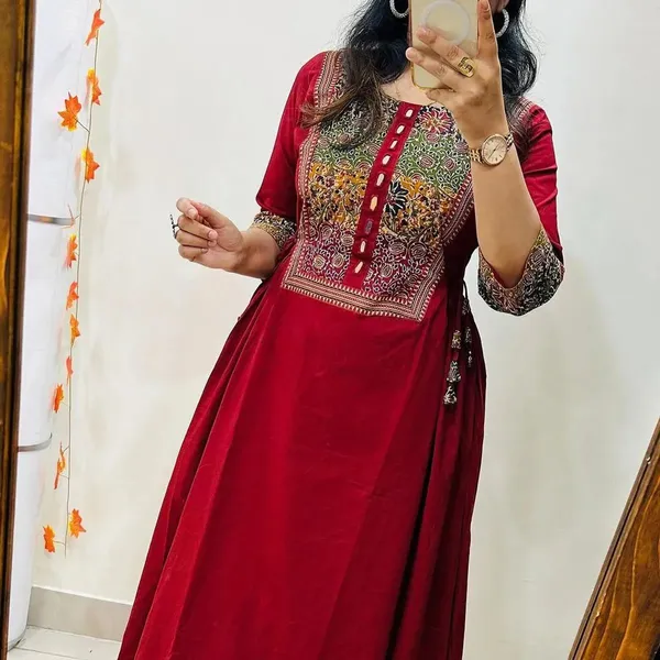 Red_Cotton_Anarkali_Kurti_For_Women