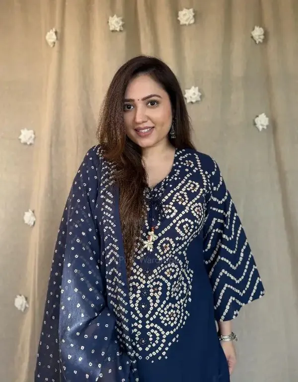 Navy_Blue_Cotton_Kurta_Set_For_Women