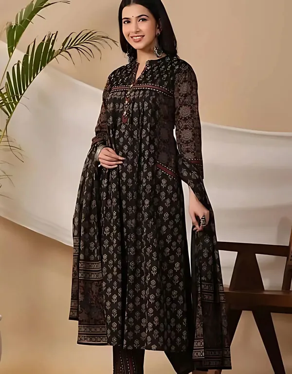 Black_Cotton_Anarkali_Kurta_Set_For_Women