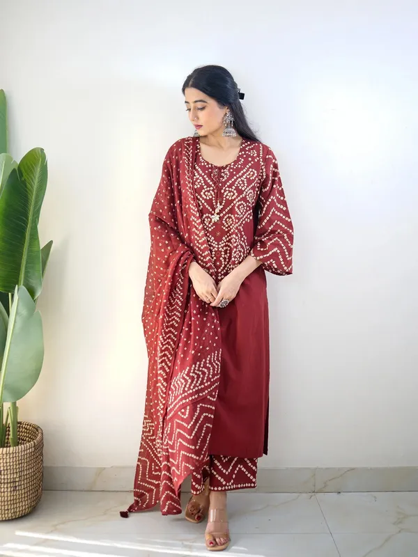 Maroon_Cotton_Kurta_With_Dupatta_For_Women