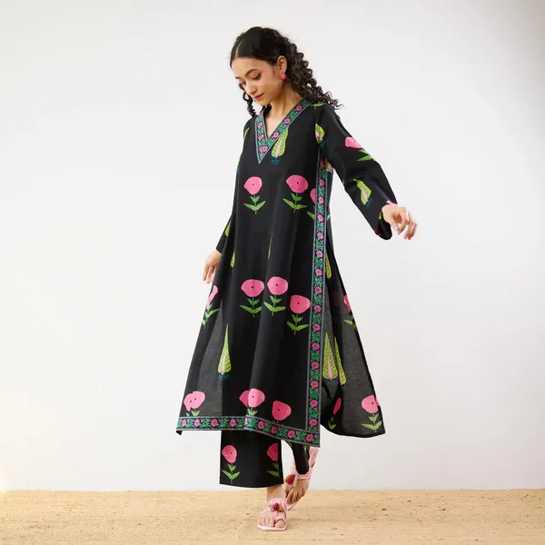 Black_Cotton__Kurta_Set_With_Dupatta_For_Women