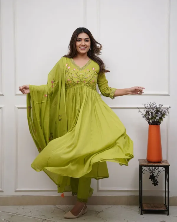 Women's_Olive_Green_Floral_Embroidered_Anarkali_Kurta_Set_with_Dupatta