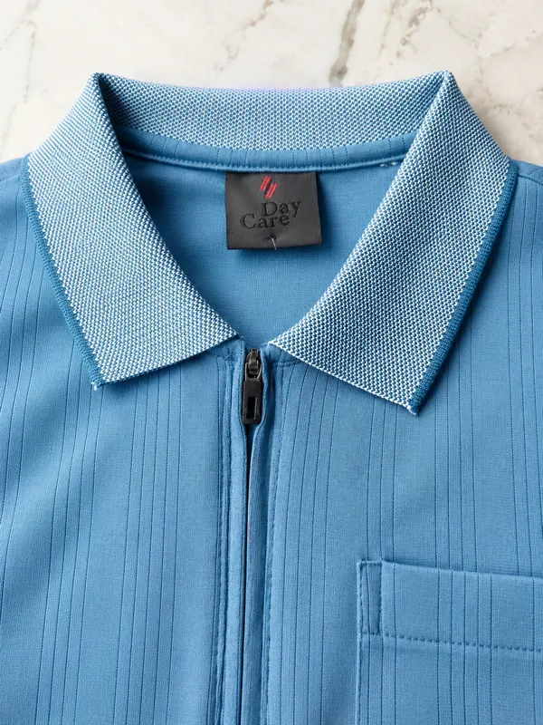 SELECTION_ZIPPER_COLLAR_TSHIRT