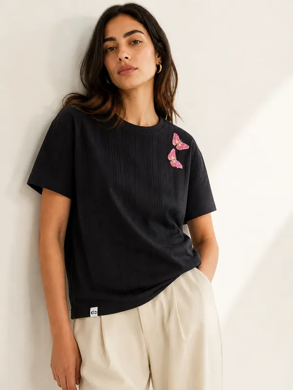 Black_Drop_Shoulder_T-Shirt_With_Butterfly_Embroidery