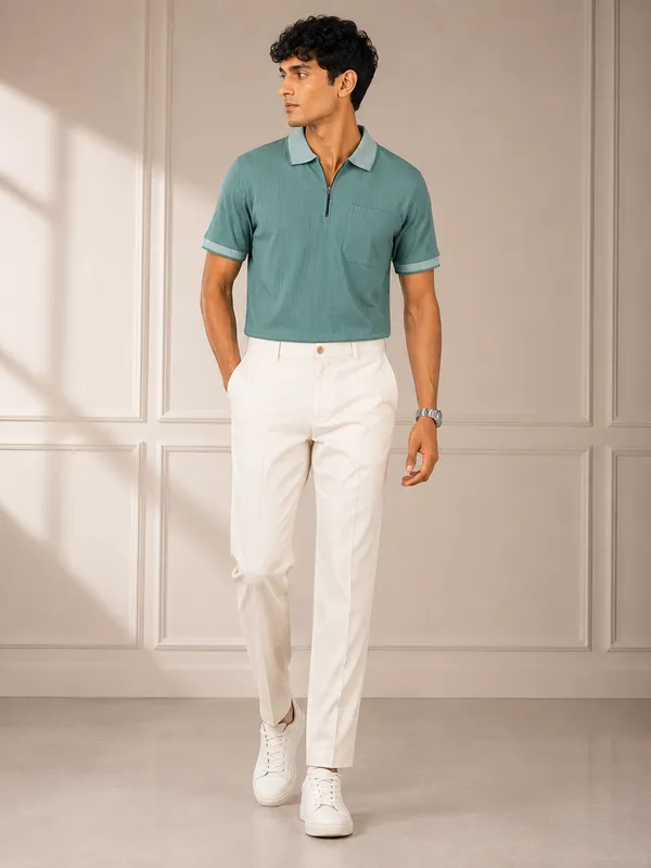 SELECTION_ZIPPER_COLLAR_TSHIRT