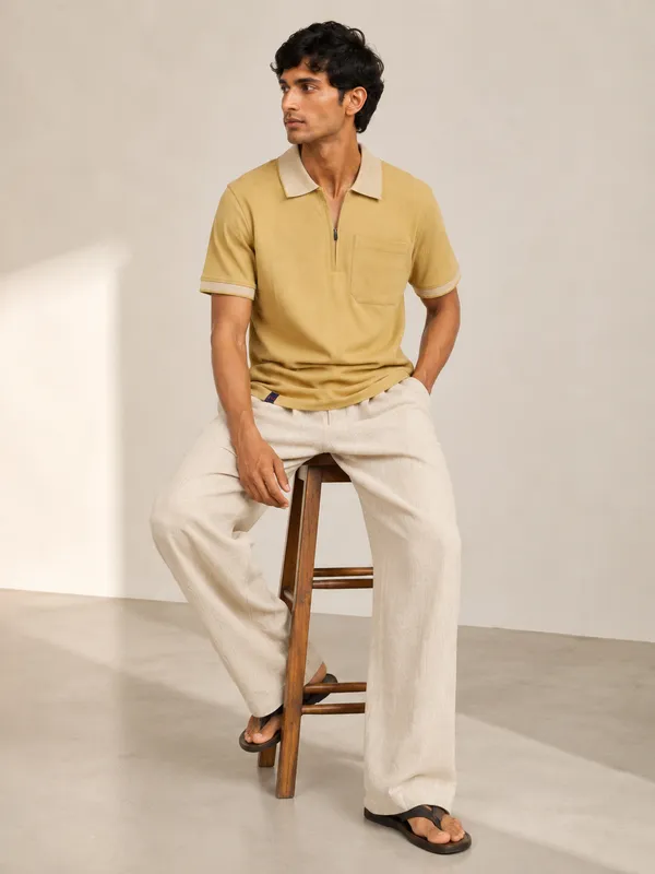 SELECTION_ZIPPER_COLLAR_TSHIRT