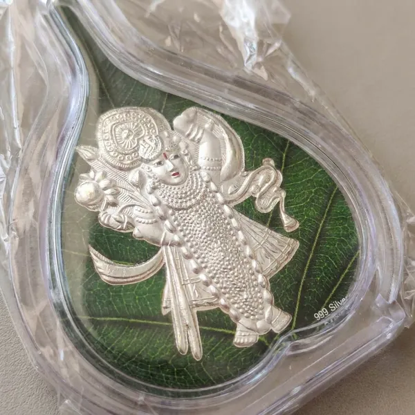 999_Silver_Plated_Shrinathji_Idol_-_Decorative_Religious_Artifact